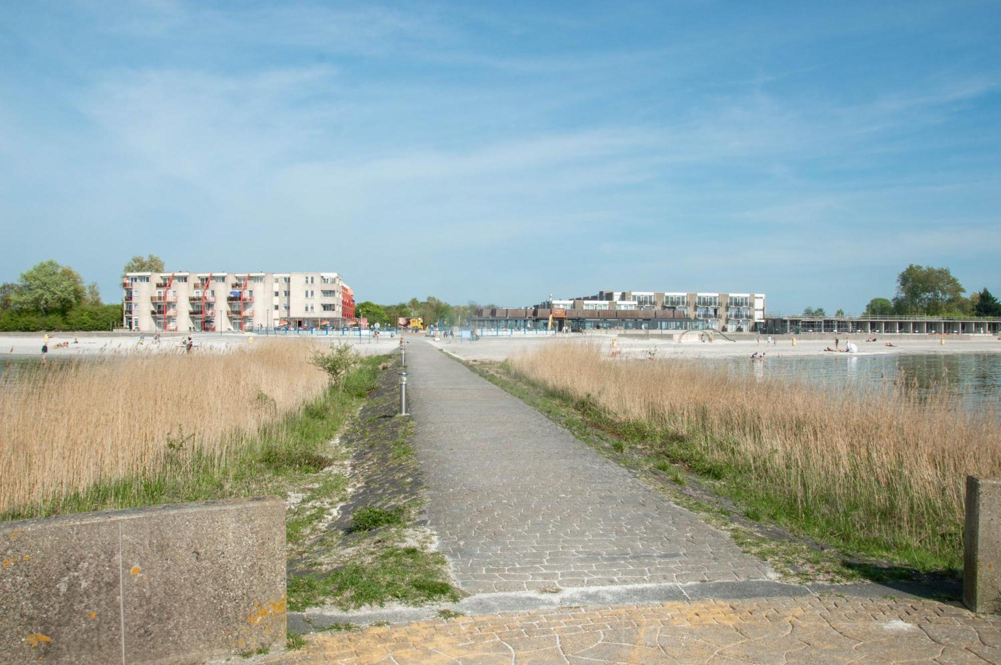 Zuiderzeestate 35, Prachtig Appartement Aan Het Ijsselmeer Makkum Eksteriør bilde
